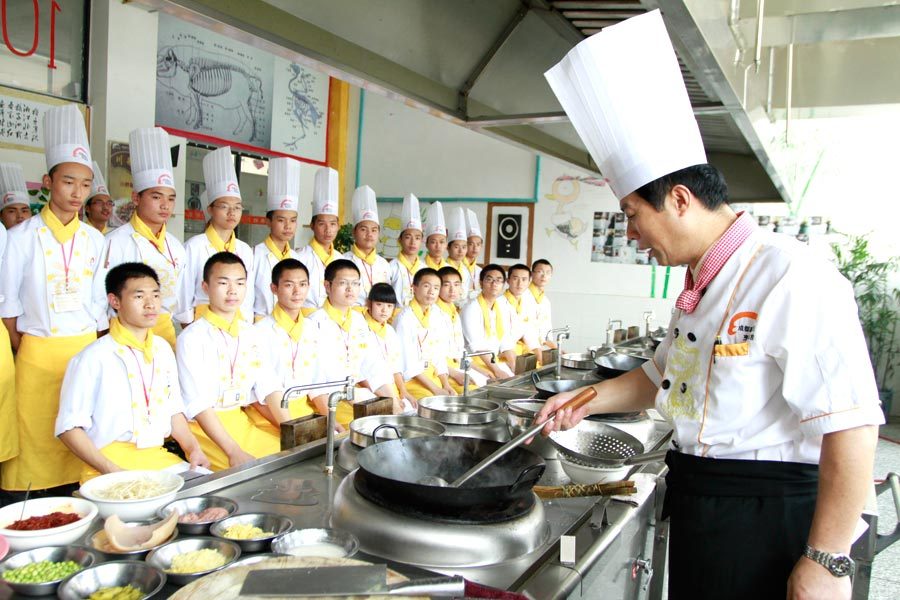 成都新東方烹飪學校招生標準(新東方烹飪學校招生要求)