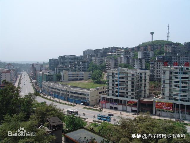 自貢鐵路學(xué)校在哪里(自貢二十三中學(xué)校在哪里)