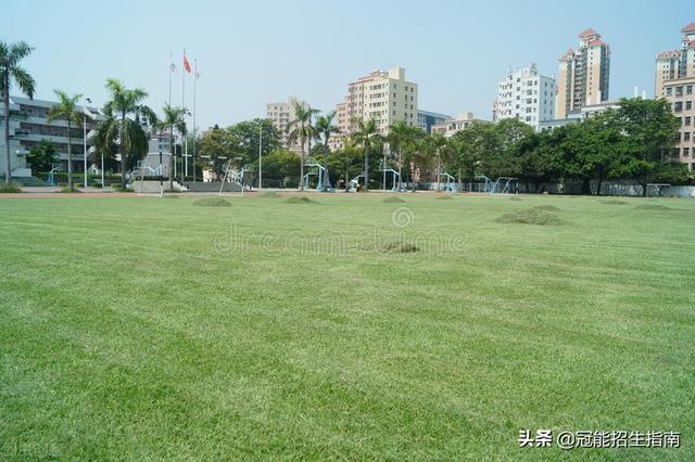 成都華西職業(yè)技術(shù)學(xué)校(華西職業(yè)技術(shù)學(xué)校在哪)