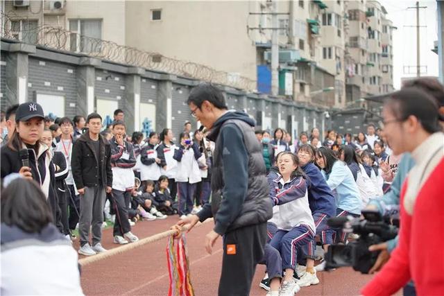 成都天府新區(qū)職業(yè)學(xué)校(成都天府新區(qū)航空旅游職業(yè)學(xué)校)